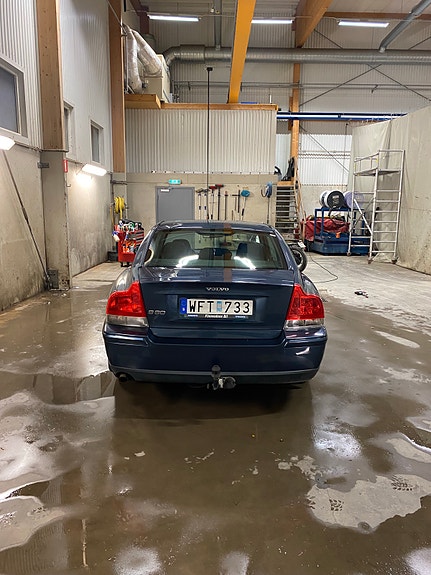 Volvo S60 3 of 5