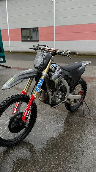 Honda Crf 250 3 of 4