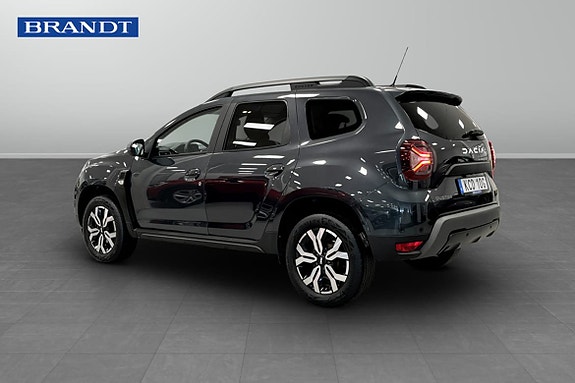 Dacia Duster 2 of 5