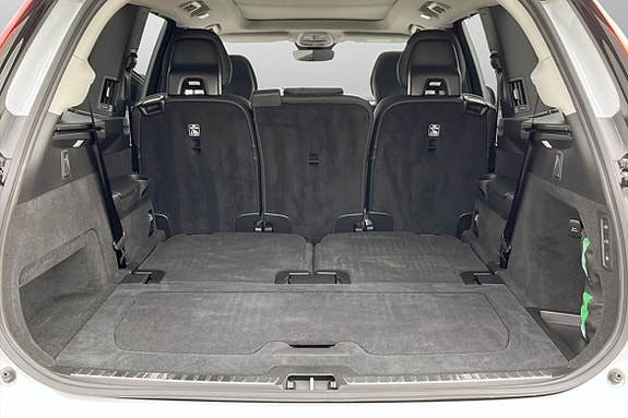 Volvo XC90 9 of 9
