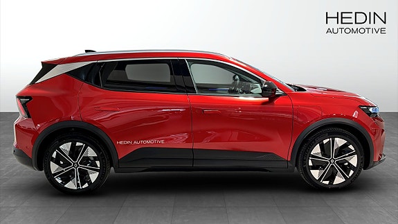 Renault Scenic E-Tech 6 of 12