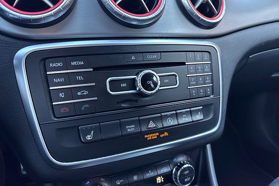Mercedes-Benz CLA200 d 18 of 26