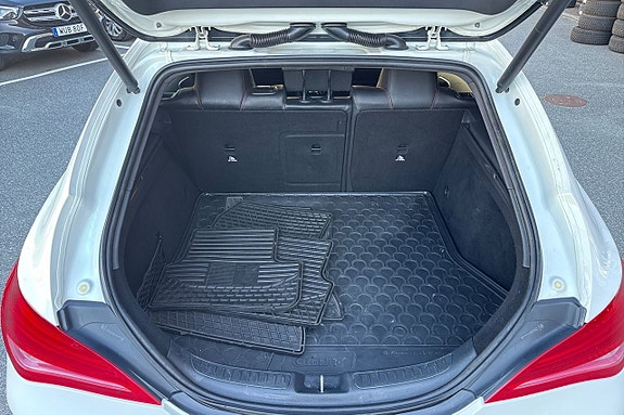Mercedes-Benz CLA200 d 23 of 26