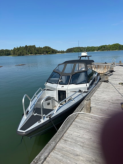 Fullutrustad Anytec A27 med radar, vhf, led, värmare 4 of 6