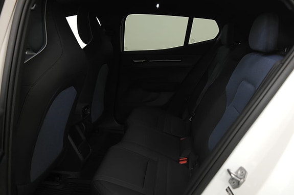 Volvo EX30 10 of 16