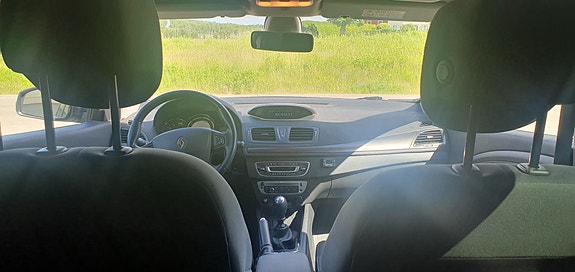 Renault Megane III 4 of 6