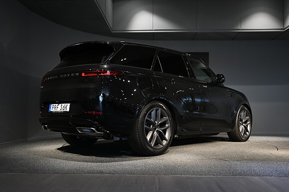 Land Rover Range Rover Sport 5 of 5