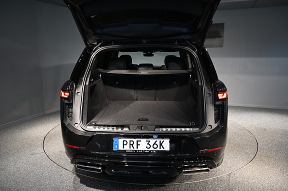 Land Rover Range Rover Sport 20 of 22