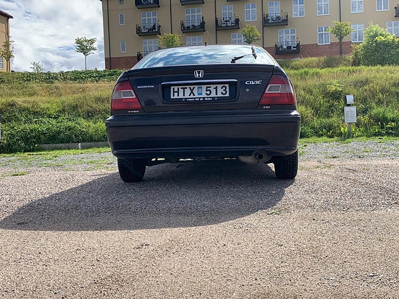 Honda Civic 4 of 5