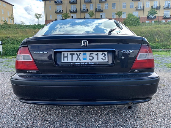 Honda Civic 2 of 5