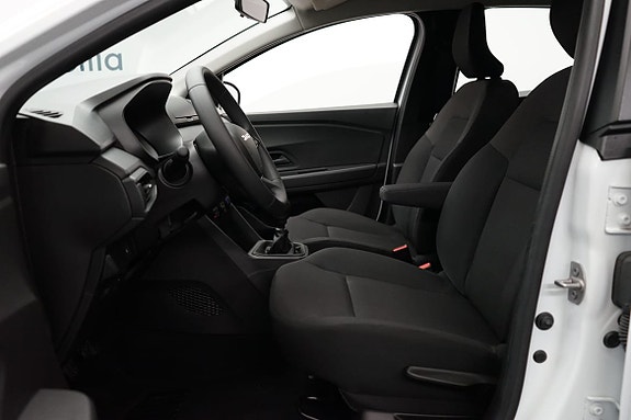 Dacia Sandero 5 of 5