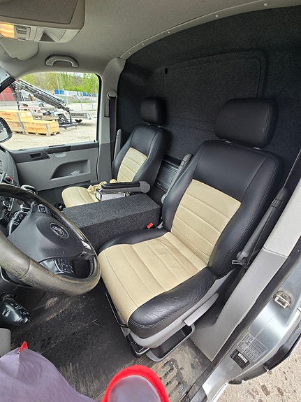 Volkswagen Transporter 4 of 4