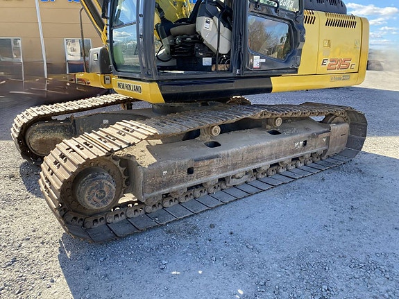 New Holland E215C med tiltrotator ENGCON 226 10 of 10