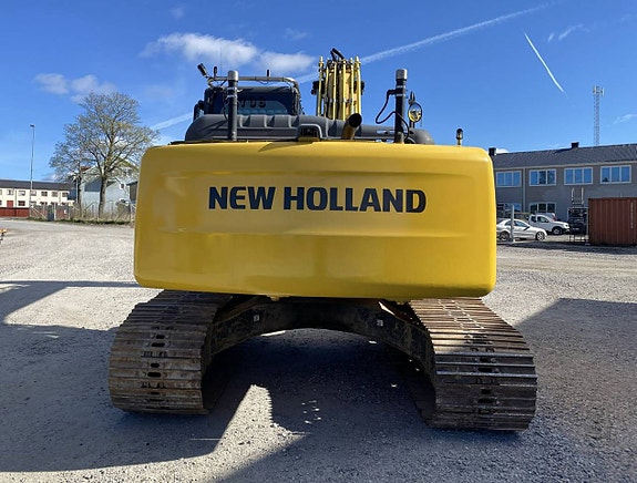 New Holland E215C med tiltrotator ENGCON 226 3 of 5