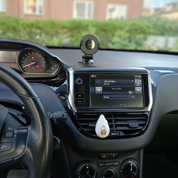 Peugeot 2008 4 of 5
