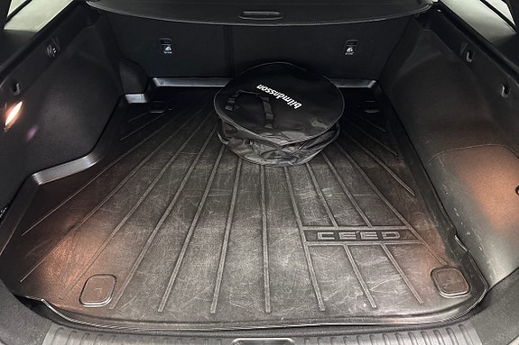 Kia Ceed 13 of 20