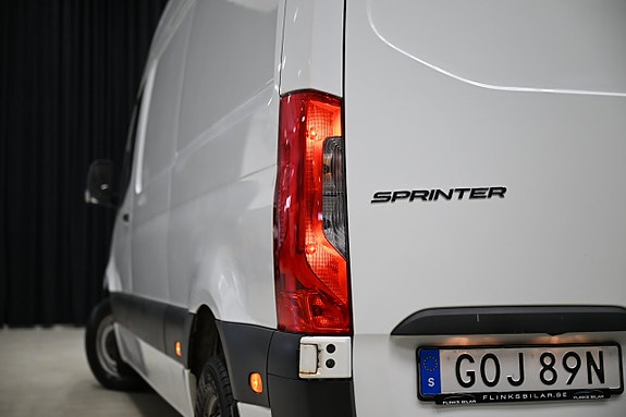Mercedes-Benz Sprinter 211 14 of 30
