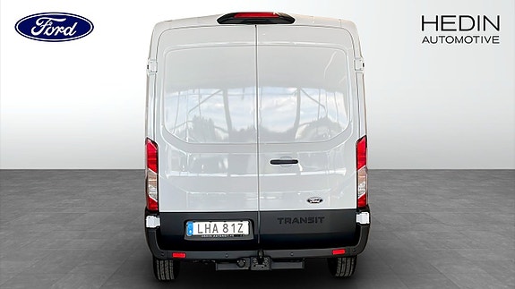Ford Transit 7 of 9