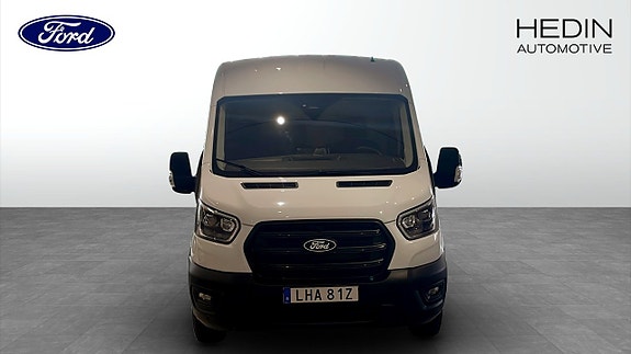 Ford Transit 8 of 9