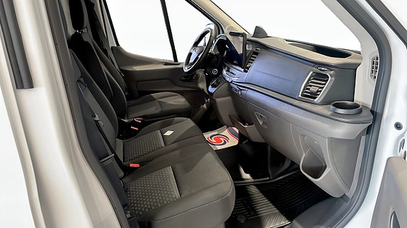 Ford Transit 3 of 5