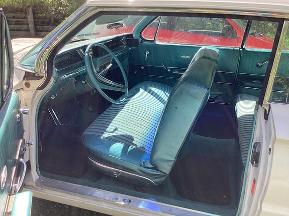 Buick Le Sabre 5 of 5