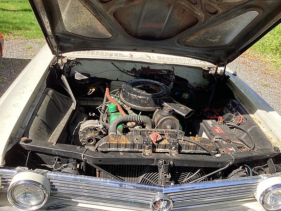 Buick Le Sabre 3 of 5