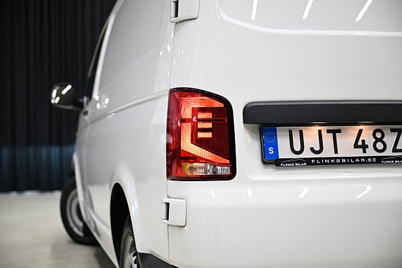 Volkswagen Transporter 19 of 30