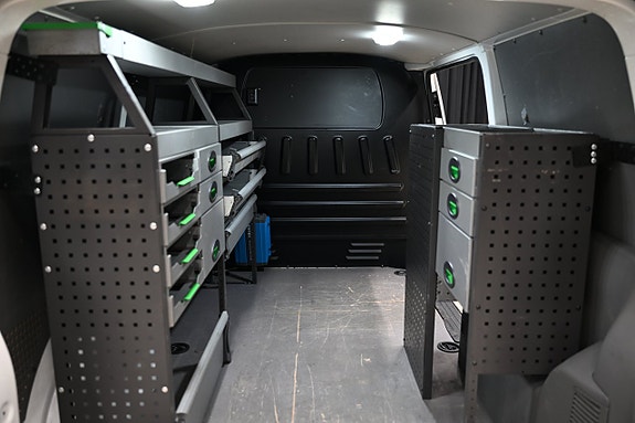 Volkswagen Transporter 8 of 30