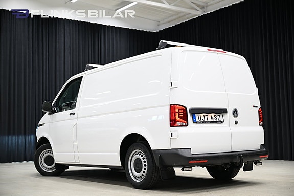Volkswagen Transporter 4 of 30