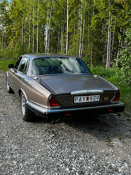 Daimler Sovereign 3 of 5