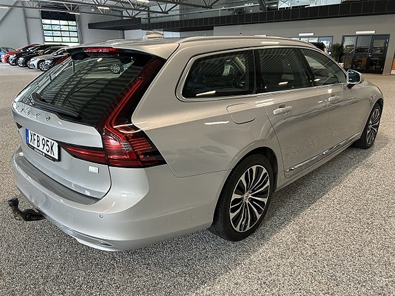 Volvo V90 4 of 5
