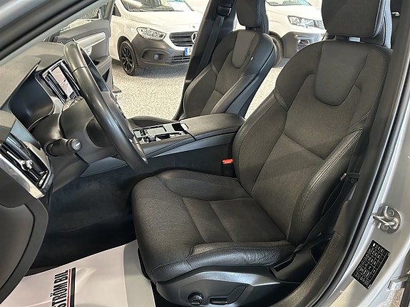 Volvo V90 14 of 27
