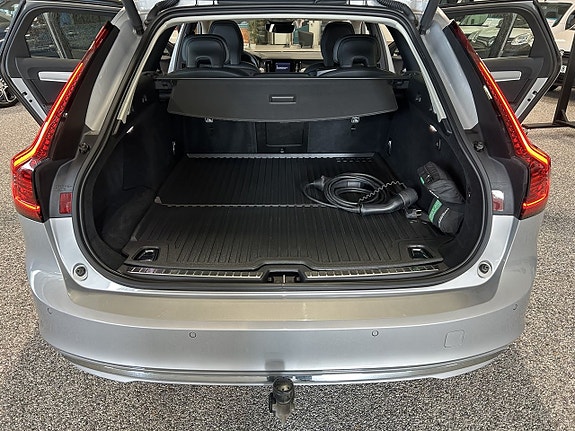 Volvo V90 16 of 27