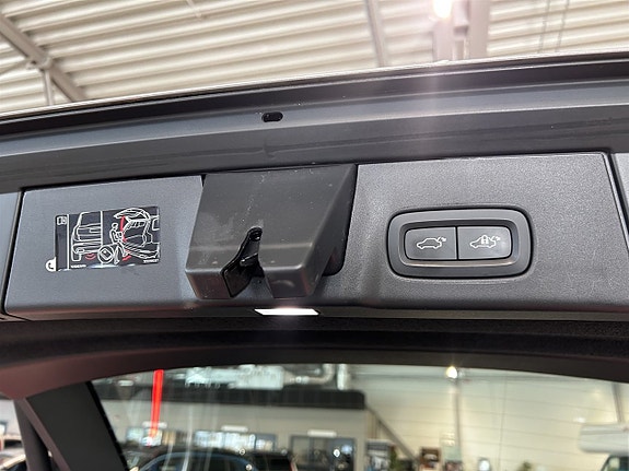 Volvo V90 18 of 27