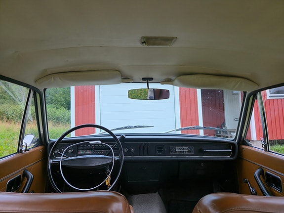 Volvo 144 15 of 24