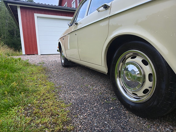 Volvo 144 18 of 24