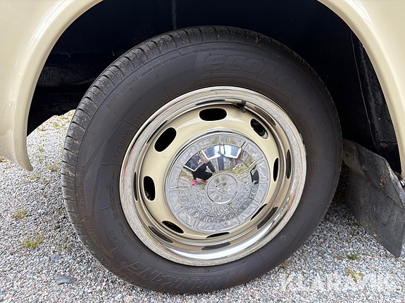Volvo 144 7 of 24