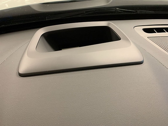 Volvo XC90 12 of 19