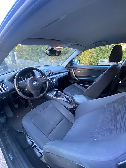BMW 118d 3 of 4