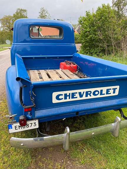Chevrolet 3100 2 of 5