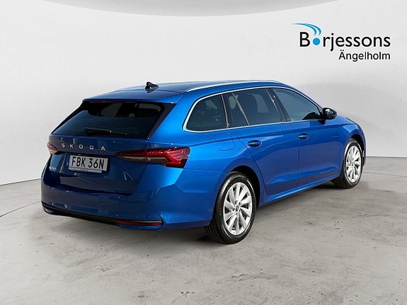 Skoda Octavia 3 of 5