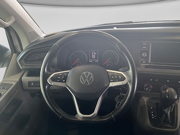 Volkswagen Transporter 12 of 18