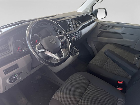 Volkswagen Transporter 10 of 18