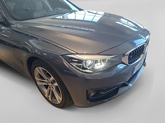 BMW 330d 7 of 15