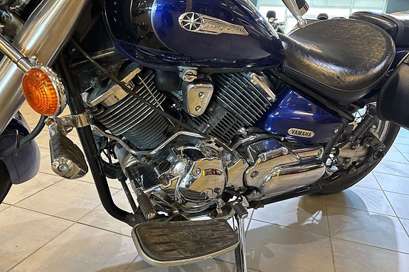 Yamaha XVS1100A Dragstar 8 of 14