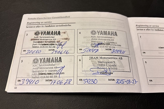 Yamaha XVS1100A Dragstar 11 of 14