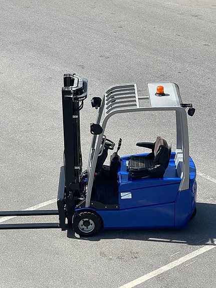 Cesab B320 med 5 m lyfthöjd