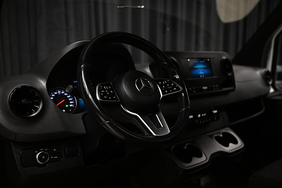 Mercedes-Benz Sprinter 317 14 of 28