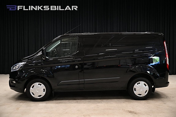 Ford Transit Custom 2 of 30