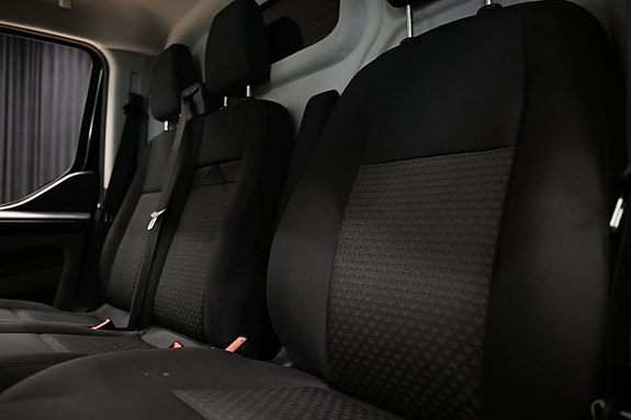 Ford Transit Custom 23 of 30